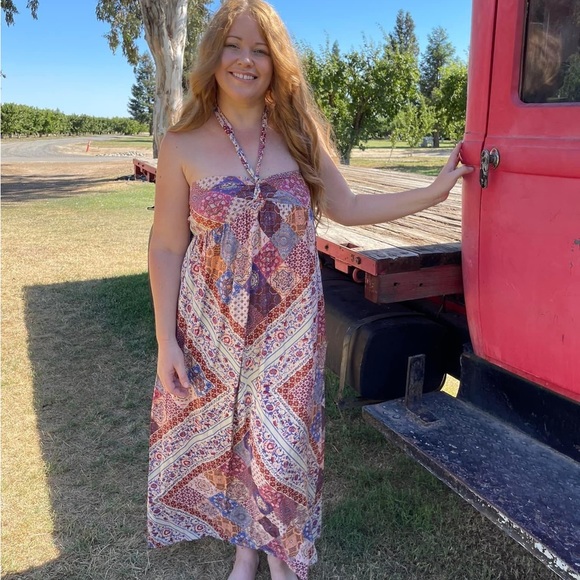 Dress Forum Halter Maxi Dress NWT - Picture 7 of 7